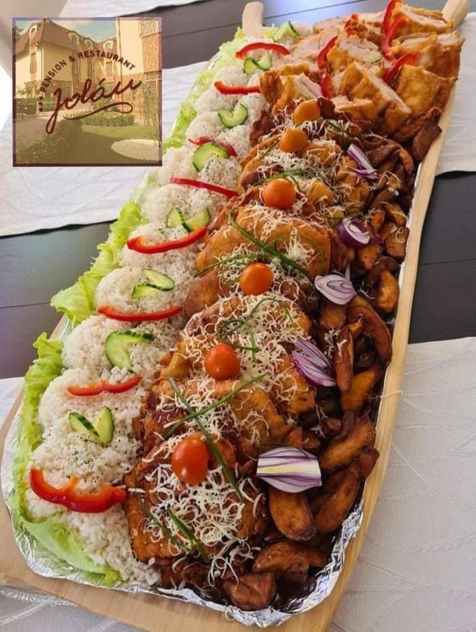 Jolan Pension & Restaurant Cicov Dış mekan fotoğraf