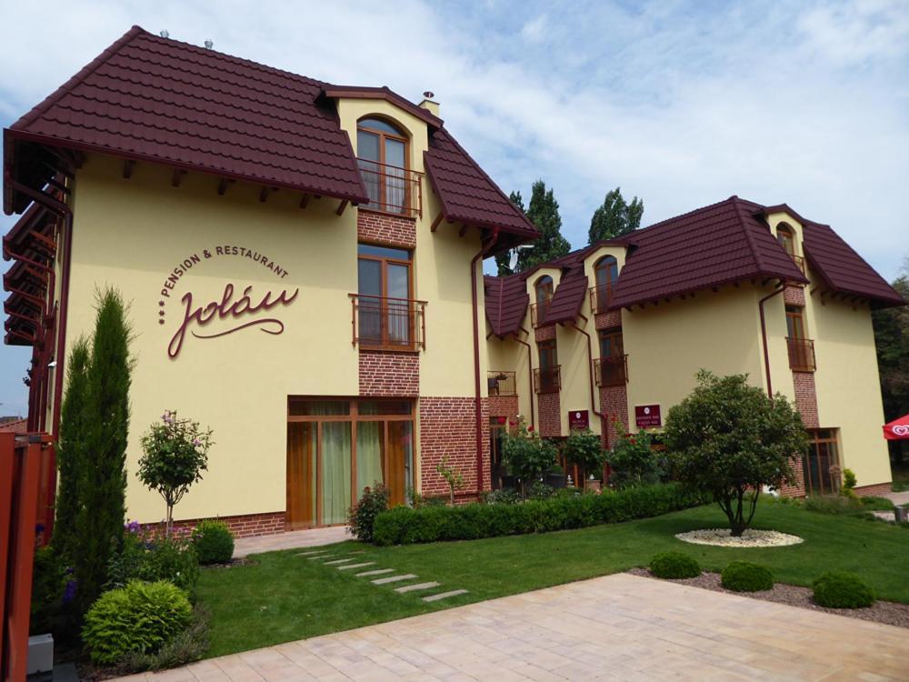Jolan Pension & Restaurant Cicov Dış mekan fotoğraf