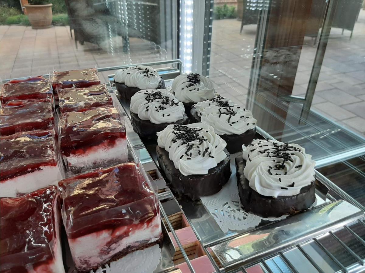 Jolan Pension & Restaurant Cicov Dış mekan fotoğraf