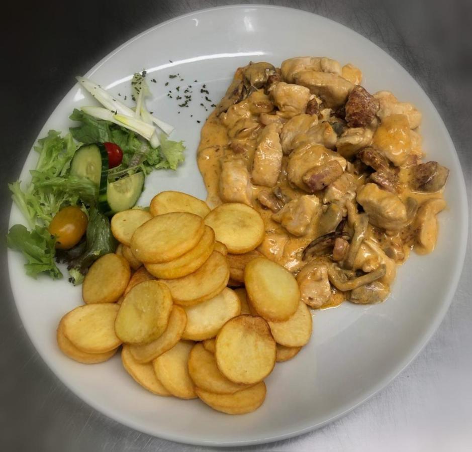 Jolan Pension & Restaurant Cicov Dış mekan fotoğraf