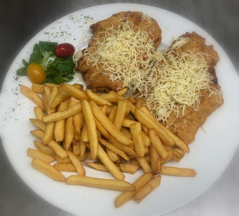 Jolan Pension & Restaurant Cicov Dış mekan fotoğraf